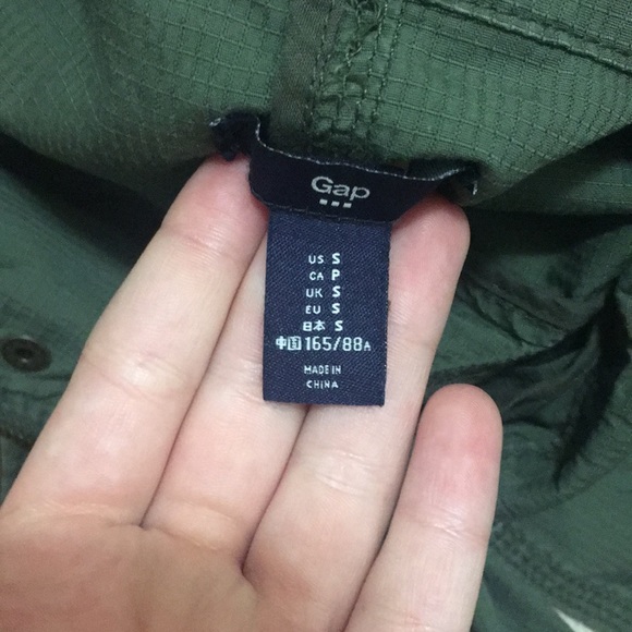 Gap vest - Picture 3 of 3